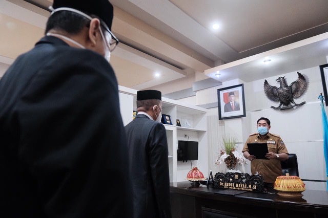 Abdul Hayat Lantik Mantan Sekda Selayar sebagai Pejabat Fungsional di Pemprov Sulsel